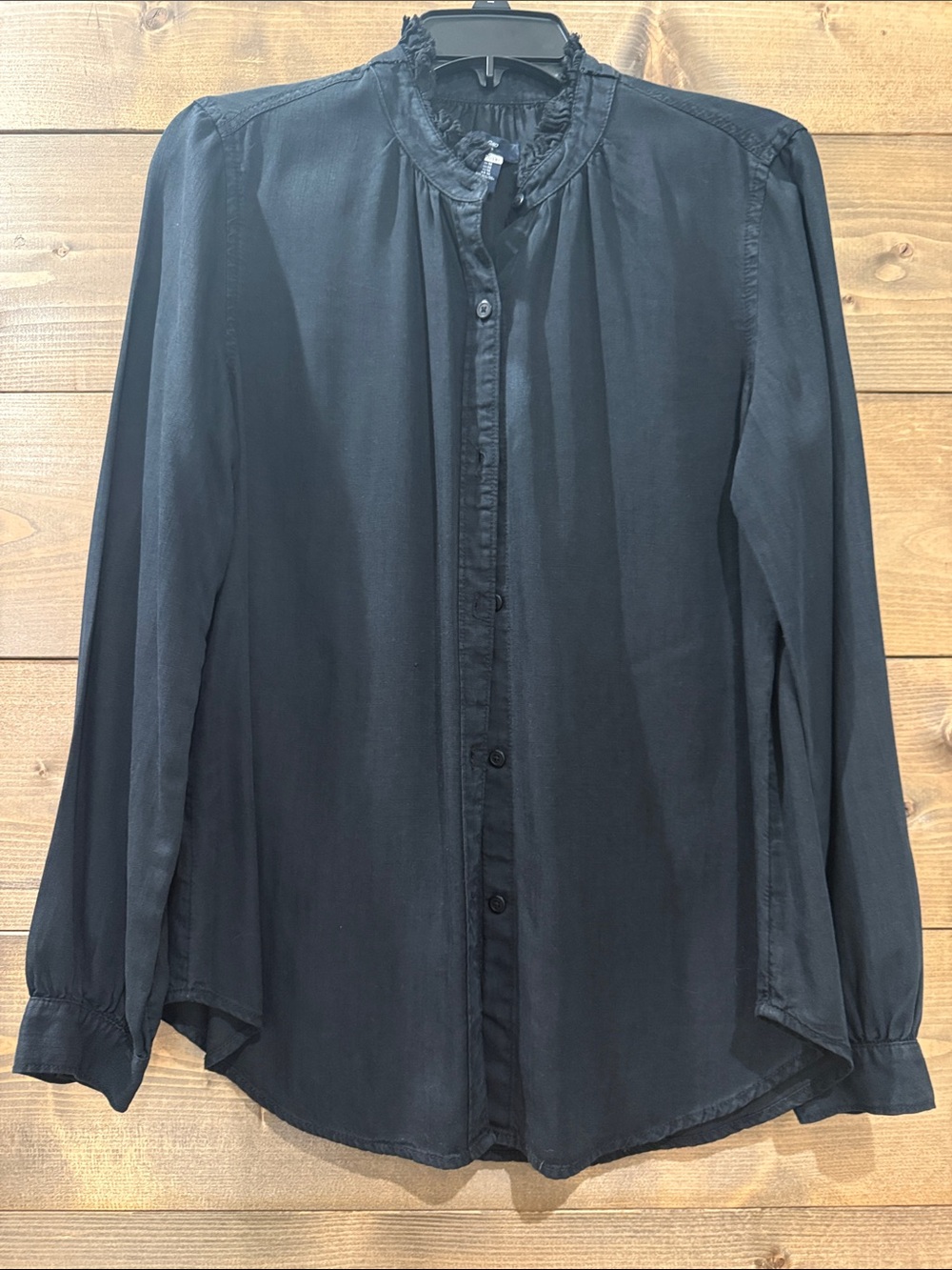 GAP Women's Black Ruffle-Neck Button-Down Shirt